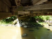 Vue inférieure du pont