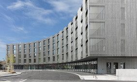 Grossvolumige Bauten